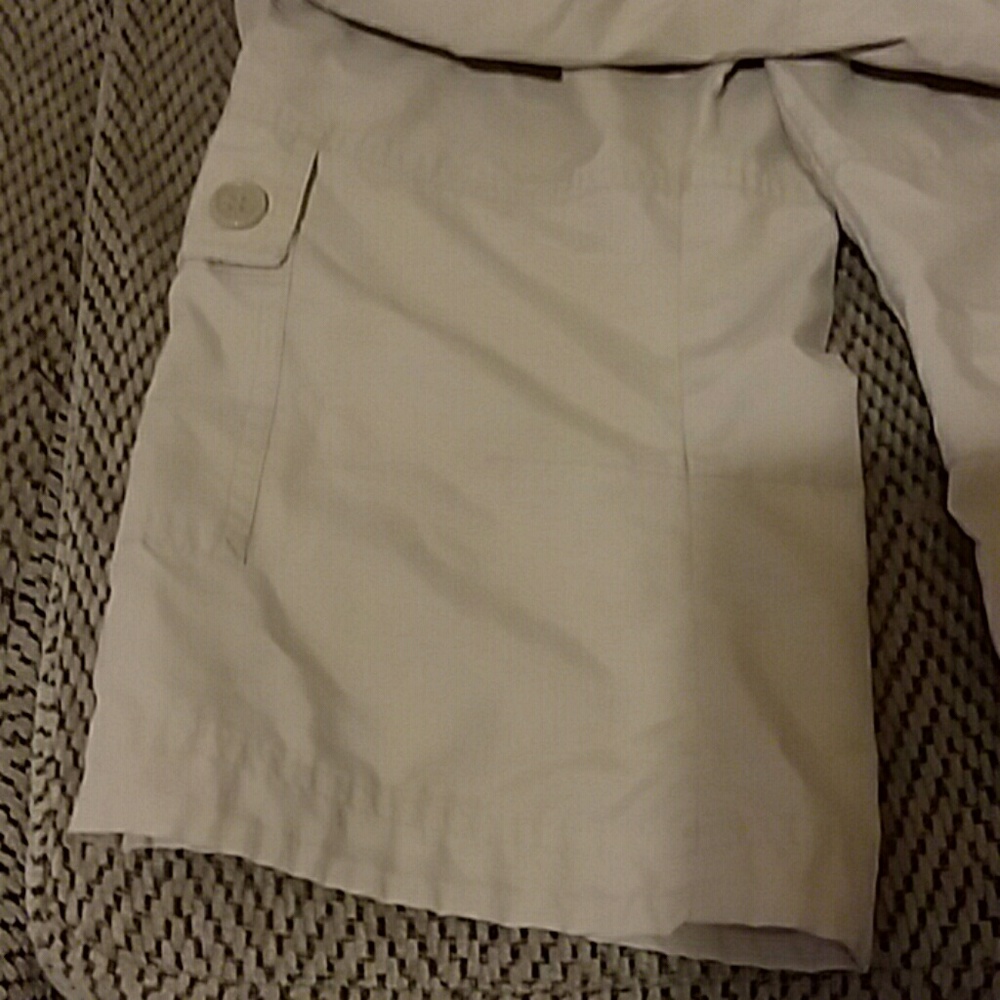 Capris - Picture 4 of 5